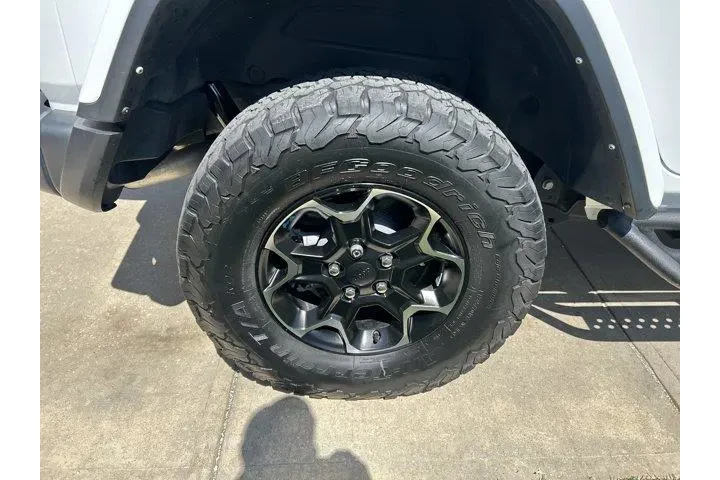 $33518 : Jeep Wrangler Unlimited 2022 image 10