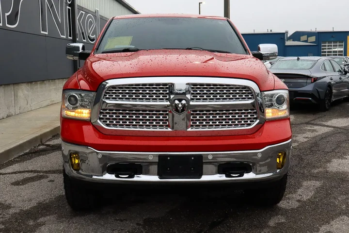 $20949 : 2015 1500 4WD Crew Cab 140.5 image 2