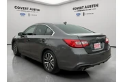 $18589 : Subaru Legacy 2018 AWD 2.5i thumbnail