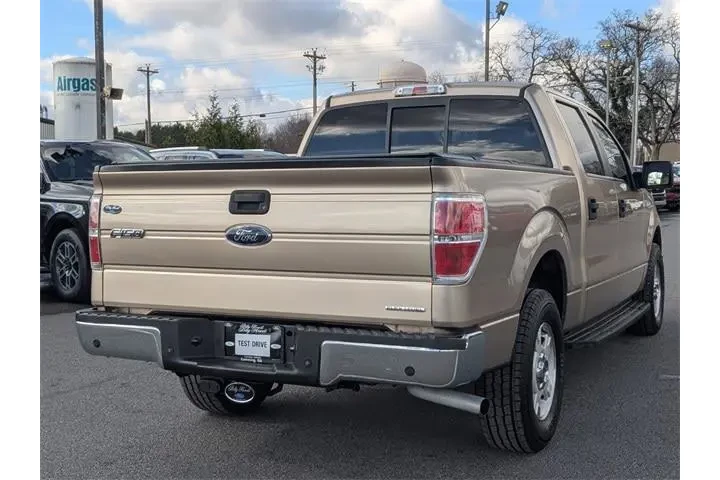 $5722 : Ford F-150 2014 4x2 XLT 4dr image 3