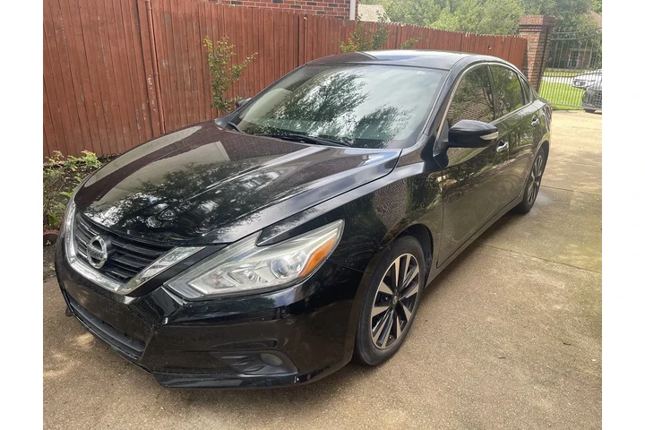 $5500 : 2018 Nissan Altima SL image 1