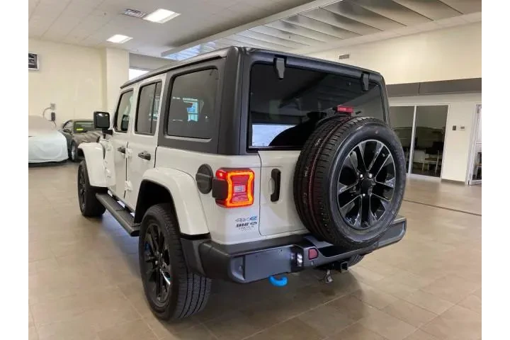 $33990 : Jeep Wrangler 2023 4x4 Sahar image 5