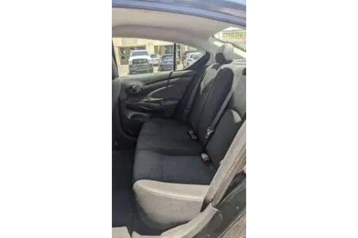 2014 Versa 1.6 SL image 6