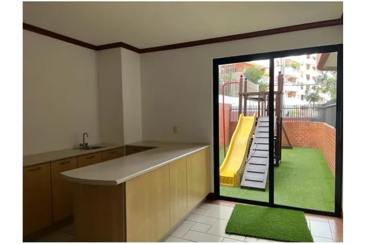 $1650 : Apartamento amplio en alquiler image 4