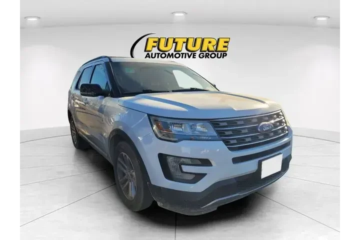 $16969 : Ford Explorer 2017 XLT 4dr S image 1
