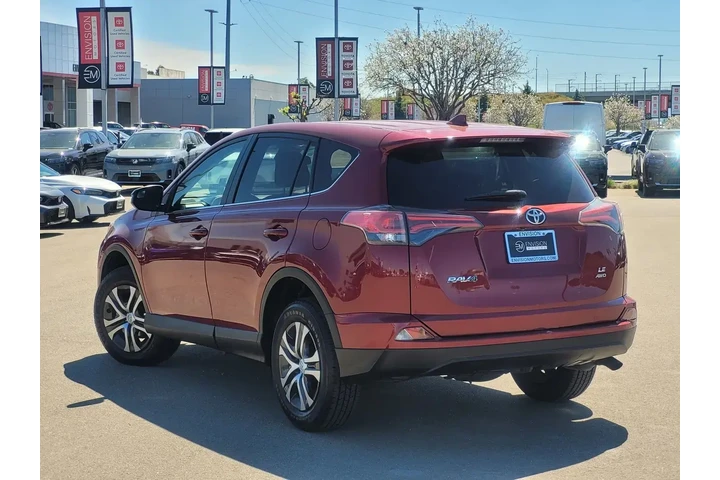 $20986 : Toyota RAV4 2018 AWD LE 4dr image 6