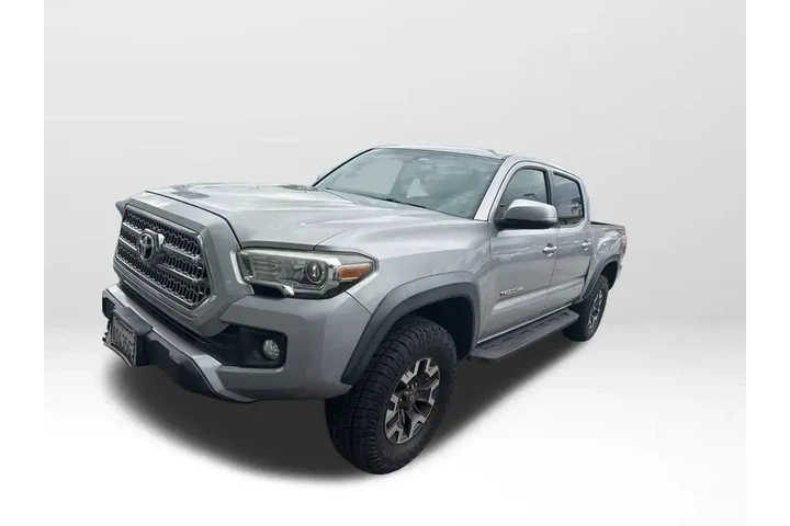 $27229 : Toyota Tacoma 2016 4x2 SR5 V image 6
