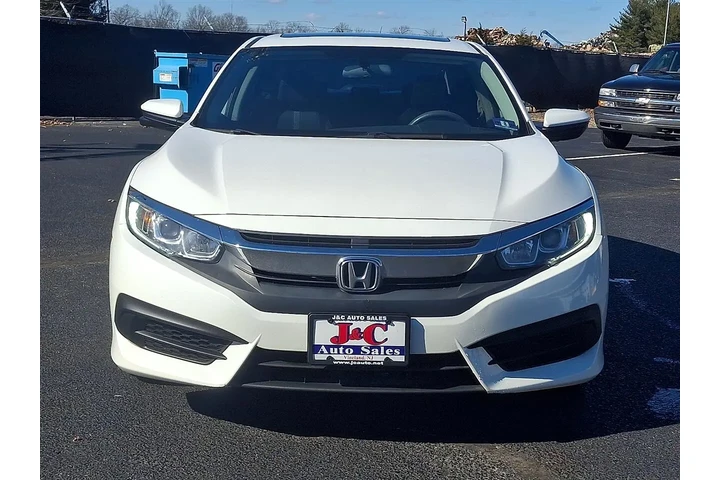 $13400 : 2017 Civic EX Sedan CVT image 2
