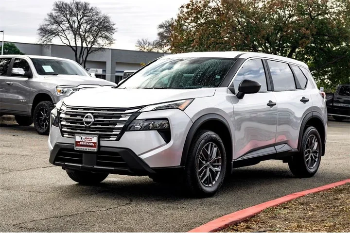 $25999 : Nissan Rogue 2025 S 4dr Cros image 9