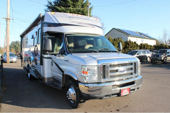 $39995 : 2013 E-450 image 9