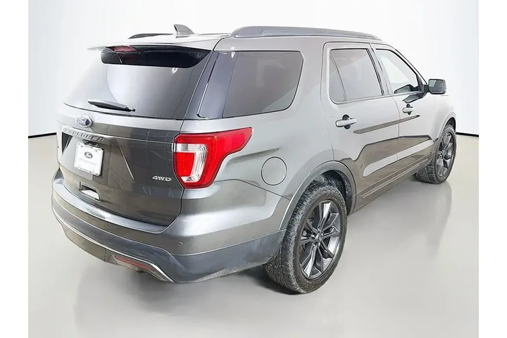 $10179 : Ford Explorer 2017 AWD XLT 4 image 10