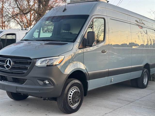 2022 Mercedes-Benz Sprinter 3 image 2