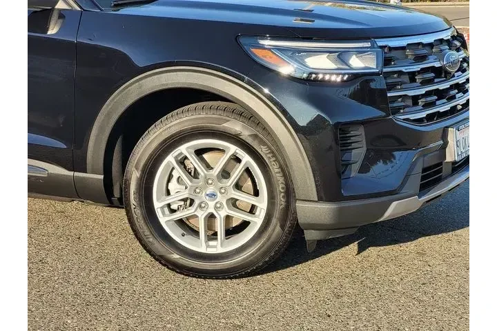 $38637 : Ford Explorer 2025 Active 4d image 6