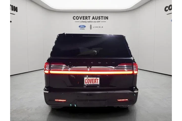 $31299 : Lincoln Navigator 2018 4x4 R image 4