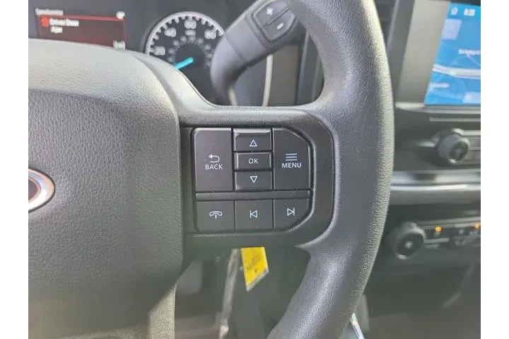 $38000 : Ford F-150 2023 4x2 XL 4dr S image 7