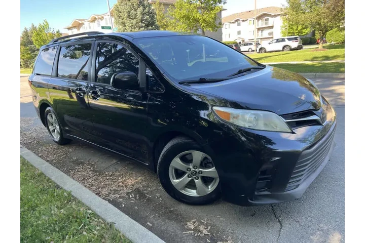 $15997 : 2018 Sienna LE Mobility 7-Pas image 2