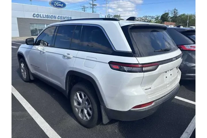 $32990 : Jeep Grand Cherokee 2023 4x4 image 3