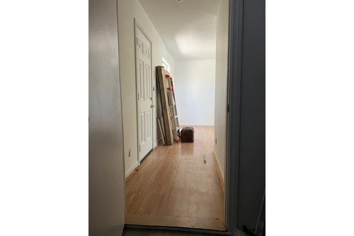 $1250 : Rento Cuarto image 1