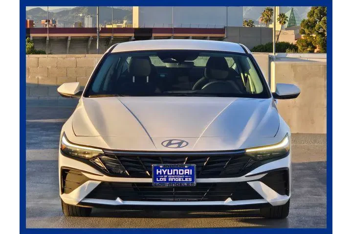 $21765 : Hyundai ELANTRA 2024 SEL 4dr image 3