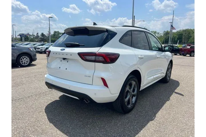 $24486 : Ford Escape 2024 AWD ST-Line image 4