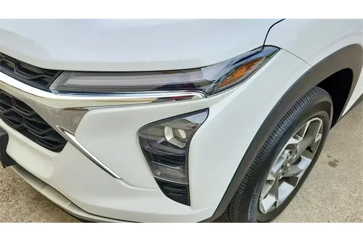 $19413 : Chevrolet Trax 2025 LT 4dr C image 10