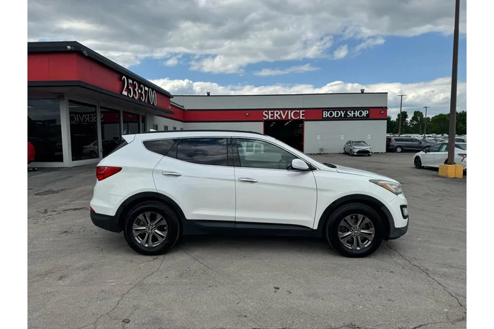 $8450 : 2014 Santa Fe Sport AWD 4dr 2 image 1