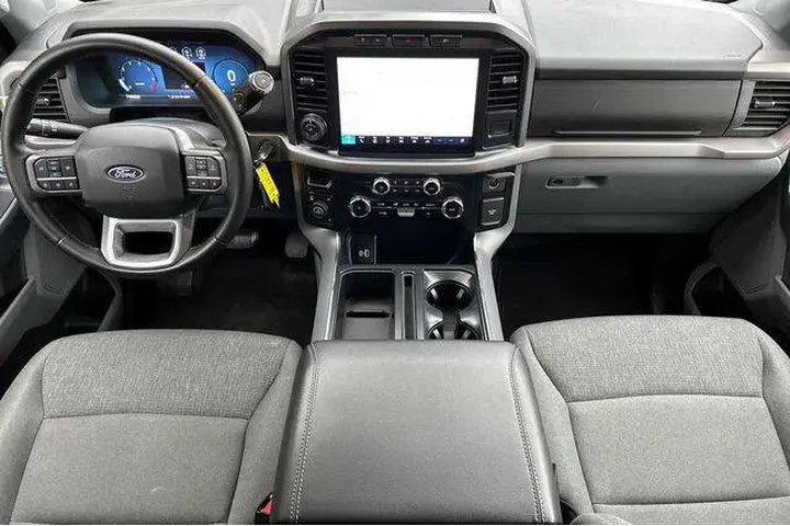 $39499 : Ford F-150 2024 4x4 XLT 4dr image 5