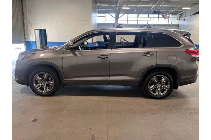 $25516 : Toyota Highlander 2017 AWD L image 6