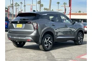 $27445 : Nissan Kicks 2026 SV 4dr Cro thumbnail