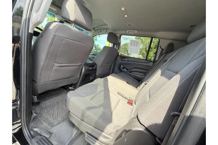 2019 Suburban LS image 10