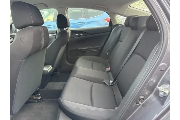 $13820 : Honda Civic 2017 LX 4dr Seda image 10