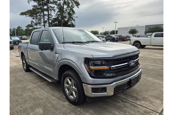 $38196 : Ford F-150 2024 4x2 XLT 4dr image 2