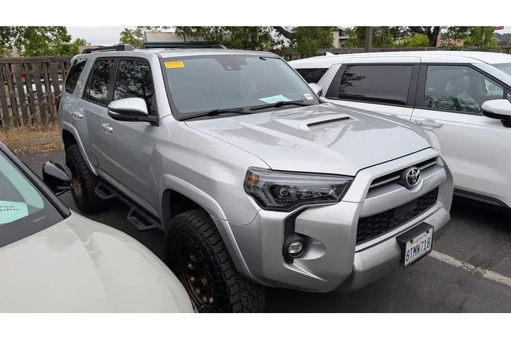 $46990 : 2021 4Runner TRD Off-Road Pre image 5