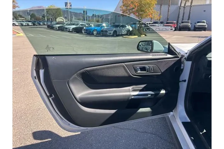$29991 : Ford Mustang 2024 EcoBoost 2 image 10