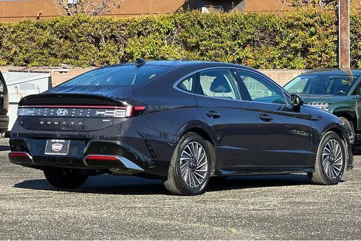 $22990 : Hyundai SONATA Hybrid 2025 S image 5