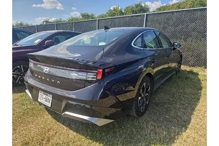 $21086 : Hyundai SONATA 2024 AWD SEL image 3