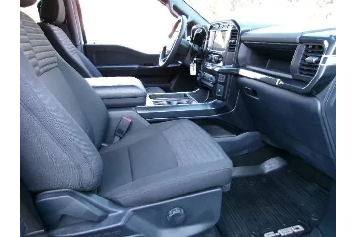 $39996 : Ford F-150 2022 4x4 XL 4dr S image 5
