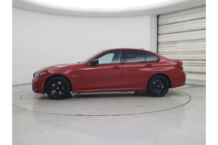 $32998 : BMW 3 Series 2023 330e 4dr S image 3