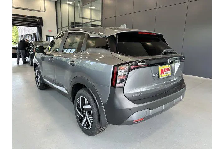 $22595 : Nissan Kicks 2025 SV 4dr Cro image 4