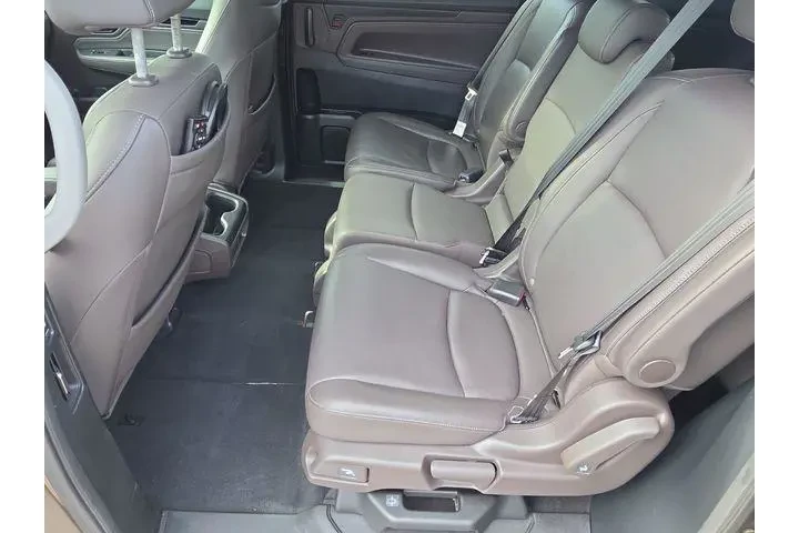 $33291 : Honda Odyssey 2022 Touring 4 image 8