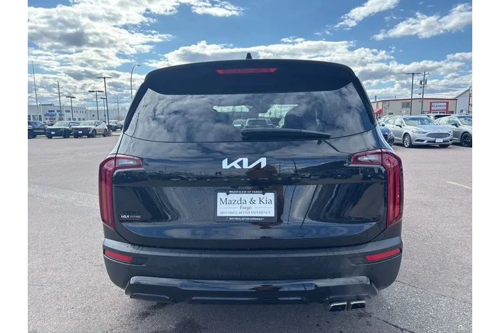 $38999 : 2022 Telluride SX image 6