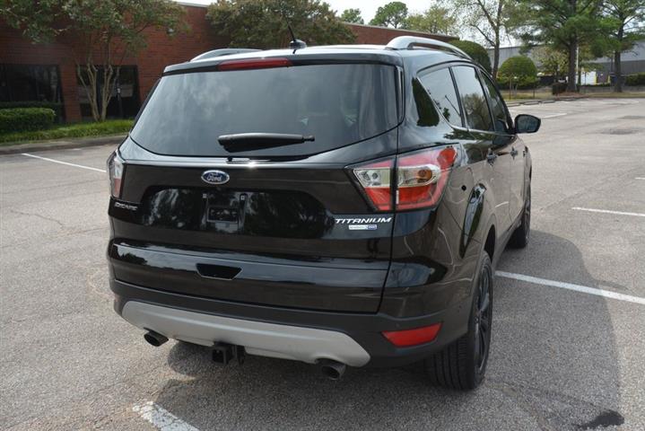 2017 Escape Titanium image 7