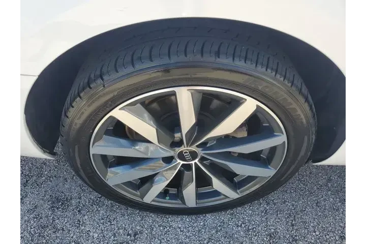 $18900 : Audi A4 2022 AWD quattro Pre image 9