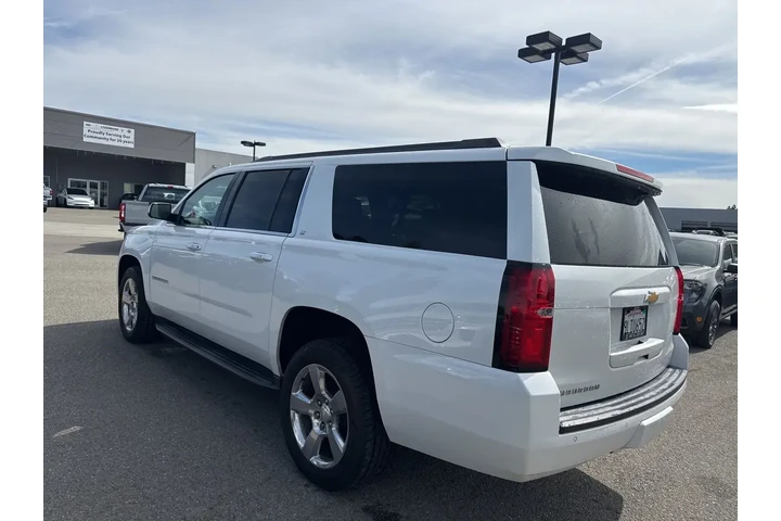 $22950 : Chevrolet Suburban 2018 4x4 image 4