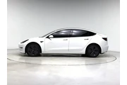 $23998 : Tesla Model 3 2022 AWD Long thumbnail