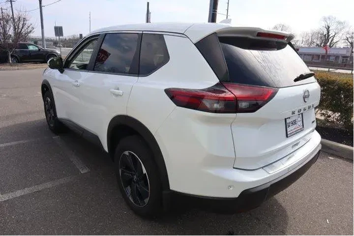 $23554 : Nissan Rogue 2025 AWD SV 4dr image 8