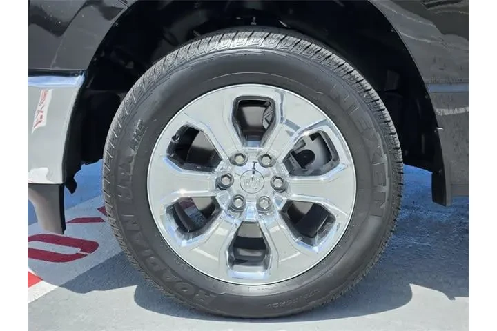 $39998 : Ram 1500 2024 4x4 Big Horn 4 image 10