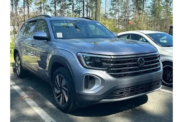 $26994 : Volkswagen Atlas 2024 SE 4dr image 1