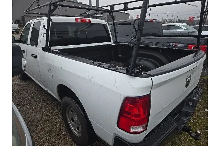 $26097 : Ram 1500 Classic 2022 4x4 Tr image 2