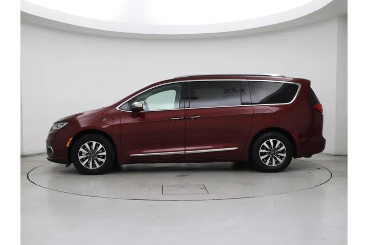 $29998 : Chrysler Pacifica Hybrid 202 image 3
